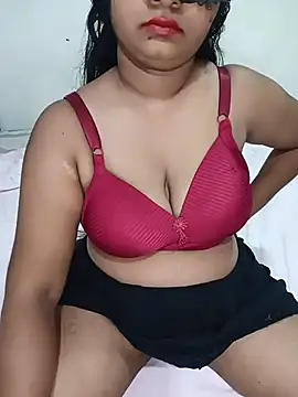Snapshot of Reesha_99 chatting on July 10, 2026, 12:52 pm Reesha 99 online show from July 10, 2026, 12:52 pm