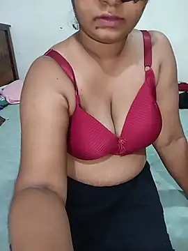 Snapshot of Reesha_99 chatting on July 30, 2026, 1:10 pm Reesha 99 online show from July 30, 2026, 1:10 pm