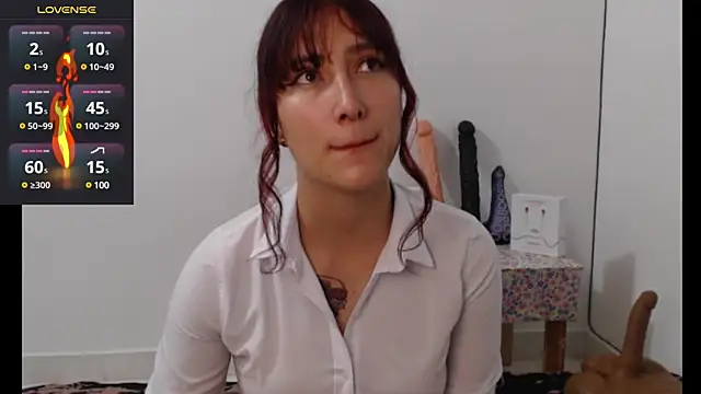 Snapshot of hitomi_arata chatting on March 13, 2025, 12:27 am hitomi arata online show from March 13, 2025, 12:27 am