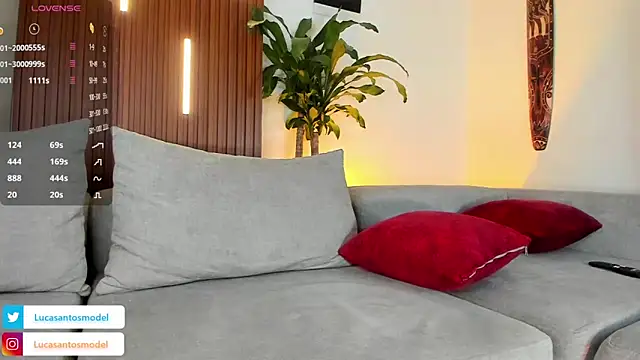 lucasanto  online show from December 3, 2025, 1:35 am