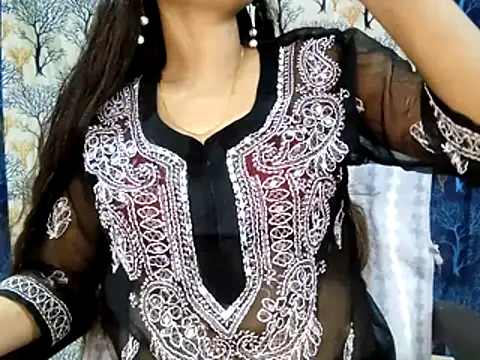 Aarvi Arora online show from November 16, 2025, 11:27 am