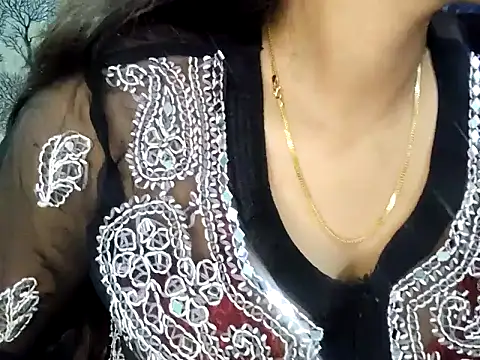 Aarvi Arora online show from January 12, 2026, 11:59 am