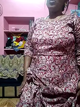 Snapshot of Renuma chatting on January 31, 2026, 7:23 pm Renuma online show from January 31, 2026, 7:23 pm