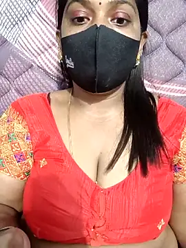 Snapshot of Renuma chatting on February 6, 2026, 4:17 am Renuma online show from February 6, 2026, 4:17 am