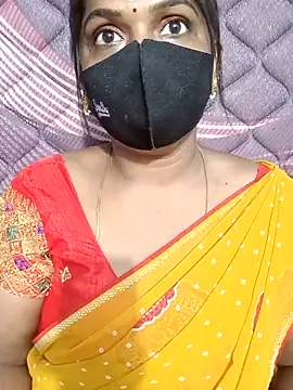 Snapshot of Renuma chatting on March 23, 2026, 3:43 am Renuma online show from March 23, 2026, 3:43 am