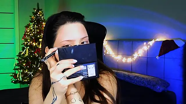 Stacy Gonzales  online show from January 9, 2025, 4:19 am