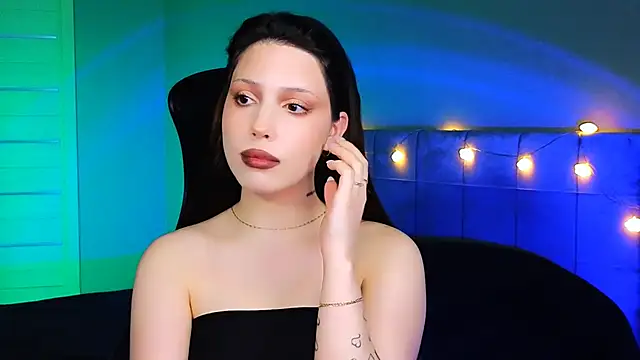 Stacy Gonzales  online show from February 20, 2025, 10:16 am