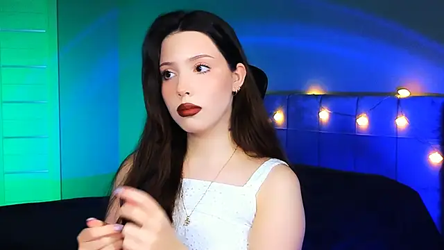 Stacy Gonzales  online show from February 26, 2025, 9:32 am