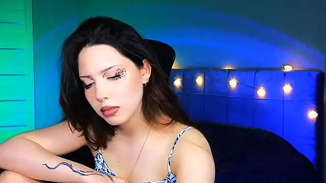 Stacy Gonzales  online show from March 9, 2025, 9:13 am