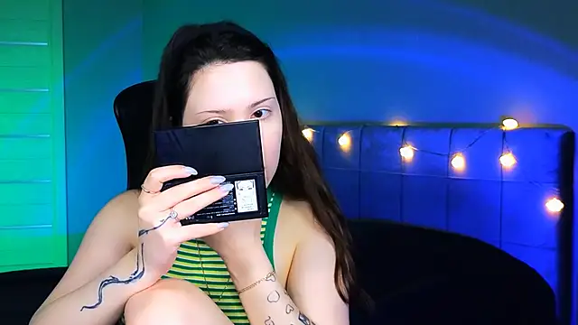 Stacy Gonzales  online show from March 13, 2025, 6:26 am