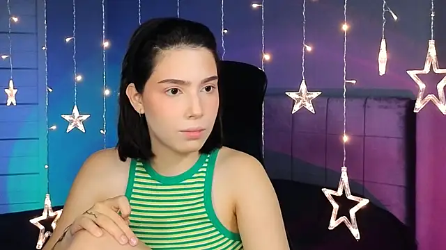 Stacy Gonzales  online show from October 12, 2025, 10:25 am