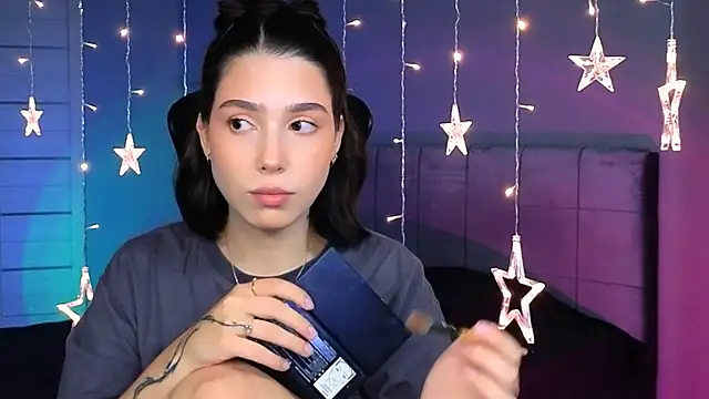 Stacy Gonzales  online show from October 15, 2025, 10:15 am