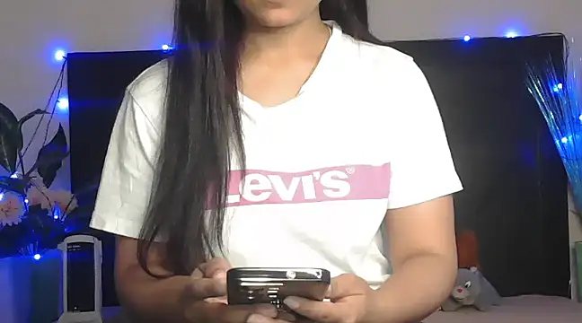 WildRuhi20 online show from February 9, 2025, 4:46 am