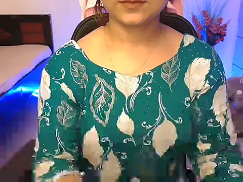 WildRuhi20 online show from June 12, 2026, 4:55 am