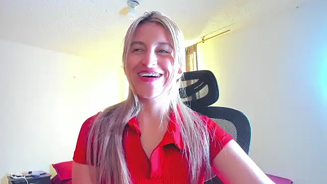 GiaRoussel online show from March 31, 2026, 4:29 pm