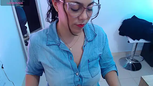 Snapshot of Mailywindsor chatting on March 1, 2025, 8:31 pm Mailywindsor online show from March 1, 2025, 8:31 pm