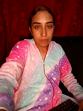 ifeelverywet andhot online show from March 4, 2025, 2:32 pm