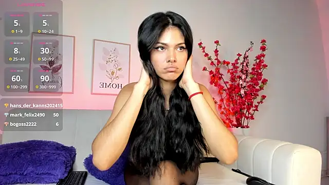 Snapshot of aisha_sakina chatting on December 3, 2024, 12:57 am aisha sakina online show from December 3, 2024, 12:57 am