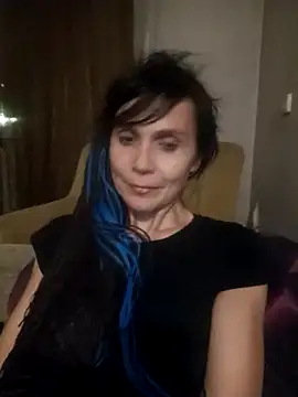 Francenia lolis online show from October 23, 2025, 9:02 pm