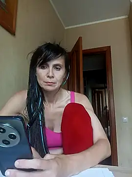 Francenia lolis online show from July 11, 2026, 1:36 pm