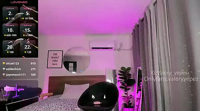 valery yepes online show from March 5, 2025, 3:29 pm