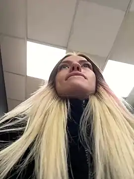 -Sexy Barbie- online show from March 23, 2025, 8:26 am