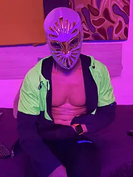 Snapshot of thesummerboy chatting on December 20, 2024, 9:06 pm thesummerboy online show from December 20, 2024, 9:06 pm