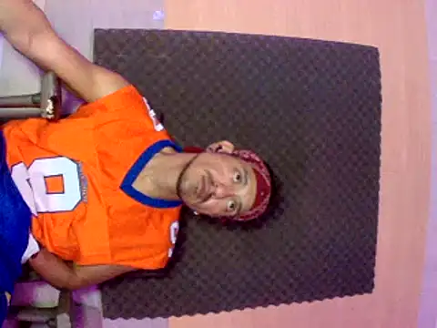 Snapshot of thesummerboy chatting on February 5, 2025, 4:48 am thesummerboy online show from February 5, 2025, 4:48 am