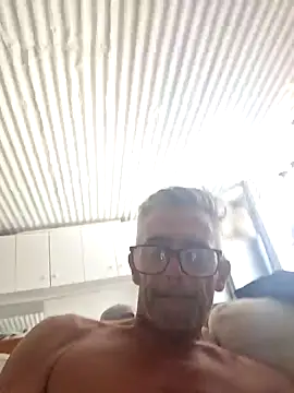 NICJOHNS online show from December 28, 2024, 6:49 am