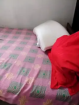 Snapshot of juliya_Les chatting on December 28, 2024, 10:25 am juliya Les online show from December 28, 2024, 10:25 am