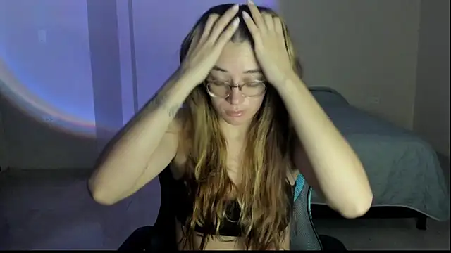 atenas 05  online show from November 30, 2025, 9:24 am