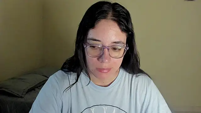 Snapshot of atenas_05_ chatting on July 10, 2026, 9:34 am atenas 05 online show from July 10, 2026, 9:34 am
