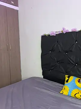 alisson carolina73 online show from March 9, 2025, 9:46 pm