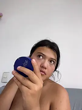 Snapshot of alisson_carolina73 chatting on April 26, 2026, 8:06 pm alisson carolina73 online show from April 26, 2026, 8:06 pm