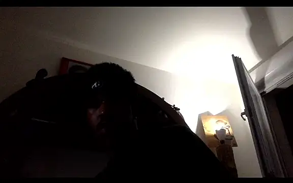 Snapshot of POPAYE972 chatting on November 7, 2025, 5:35 pm POPAYE972 online show from November 7, 2025, 5:35 pm