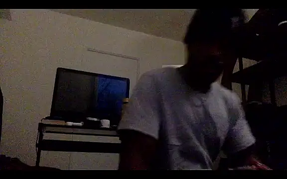 Snapshot of POPAYE972 chatting on December 2, 2025, 7:03 am POPAYE972 online show from December 2, 2025, 7:03 am