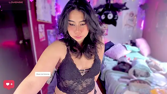 kiki cavilll online show from December 7, 2024, 12:24 pm