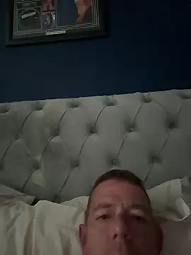 Snapshot of mrwright878787 chatting on November 12, 2025, 8:26 am mrwright878787 online show from November 12, 2025, 8:26 am