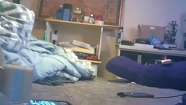 Snapshot of DI4MOND_FIR3 chatting on October 18, 2025, 3:35 pm DI4MOND FIR3 online show from October 18, 2025, 3:35 pm