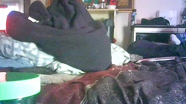 Snapshot of DI4MOND_FIR3 chatting on December 13, 2025, 7:53 pm DI4MOND FIR3 online show from December 13, 2025, 7:53 pm