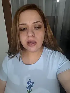 cansuozell online show from November 14, 2025, 7:56 pm