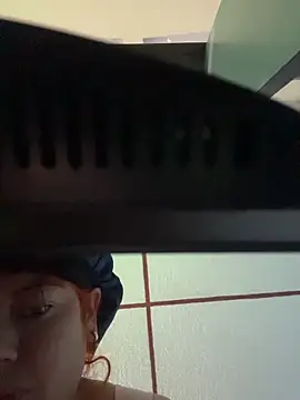 Snapshot of dulce_celeste15 chatting on November 22, 2025, 11:53 am dulce celeste15 online show from November 22, 2025, 11:53 am