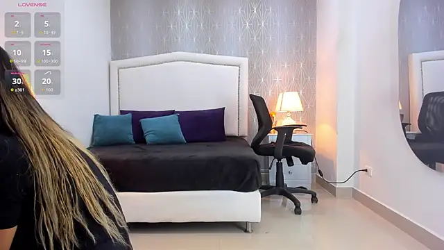  Peach1  online show from December 19, 2025, 2:24 pm