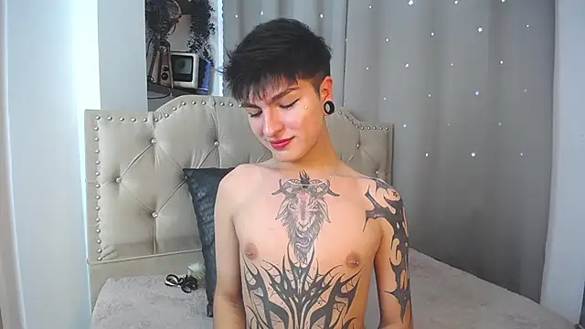 Snapshot of CataFox_ chatting on January 4, 2025, 8:59 pm CataFox online show from January 4, 2025, 8:59 pm