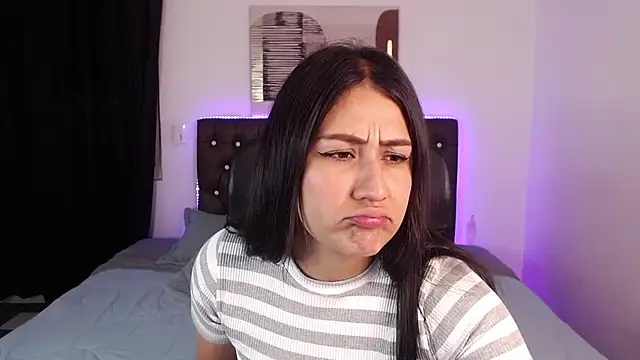 mia aira online show from December 20, 2024, 2:27 pm