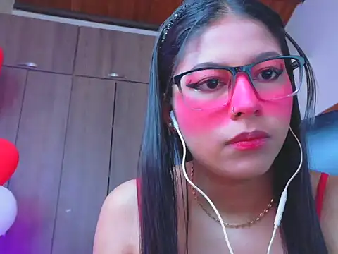 Snapshot of _ALLYSON18_ chatting on February 27, 2026, 11:43 am ALLYSON18 online show from February 27, 2026, 11:43 am