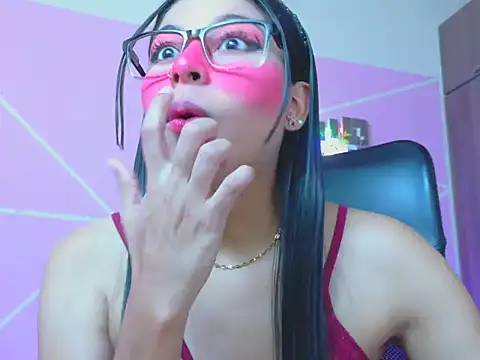 Snapshot of _ALLYSON18_ chatting on May 17, 2026, 11:50 am ALLYSON18 online show from May 17, 2026, 11:50 am