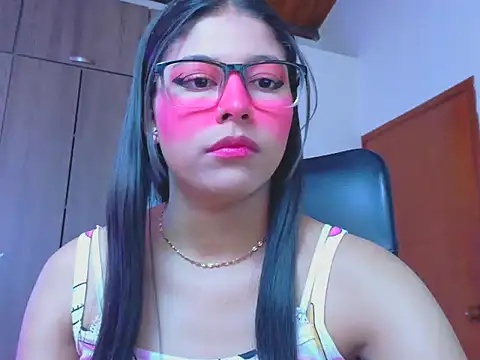 Snapshot of _ALLYSON18_ chatting on June 3, 2026, 11:57 am ALLYSON18 online show from June 3, 2026, 11:57 am