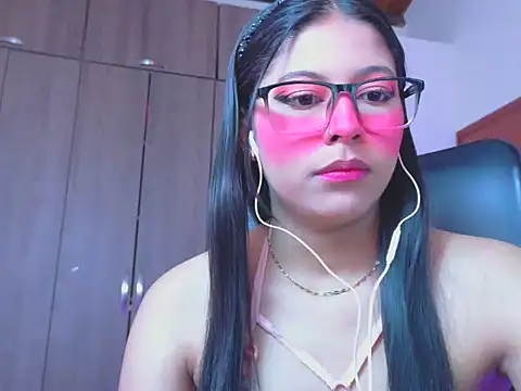 Snapshot of _ALLYSON18_ chatting on June 12, 2026, 11:42 am ALLYSON18 online show from June 12, 2026, 11:42 am