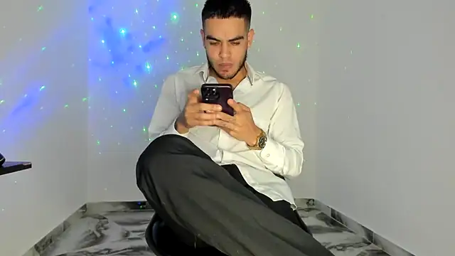 mikee scooth online show from April 10, 2026, 10:03 pm